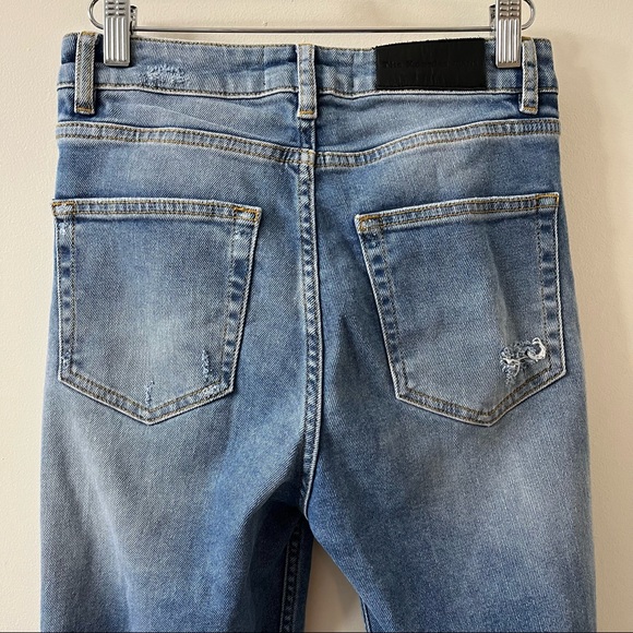 The Kooples Lizy Jeans Zip Fly 5 Pocket Style Distressed Size 26 - Picture 5 of 12